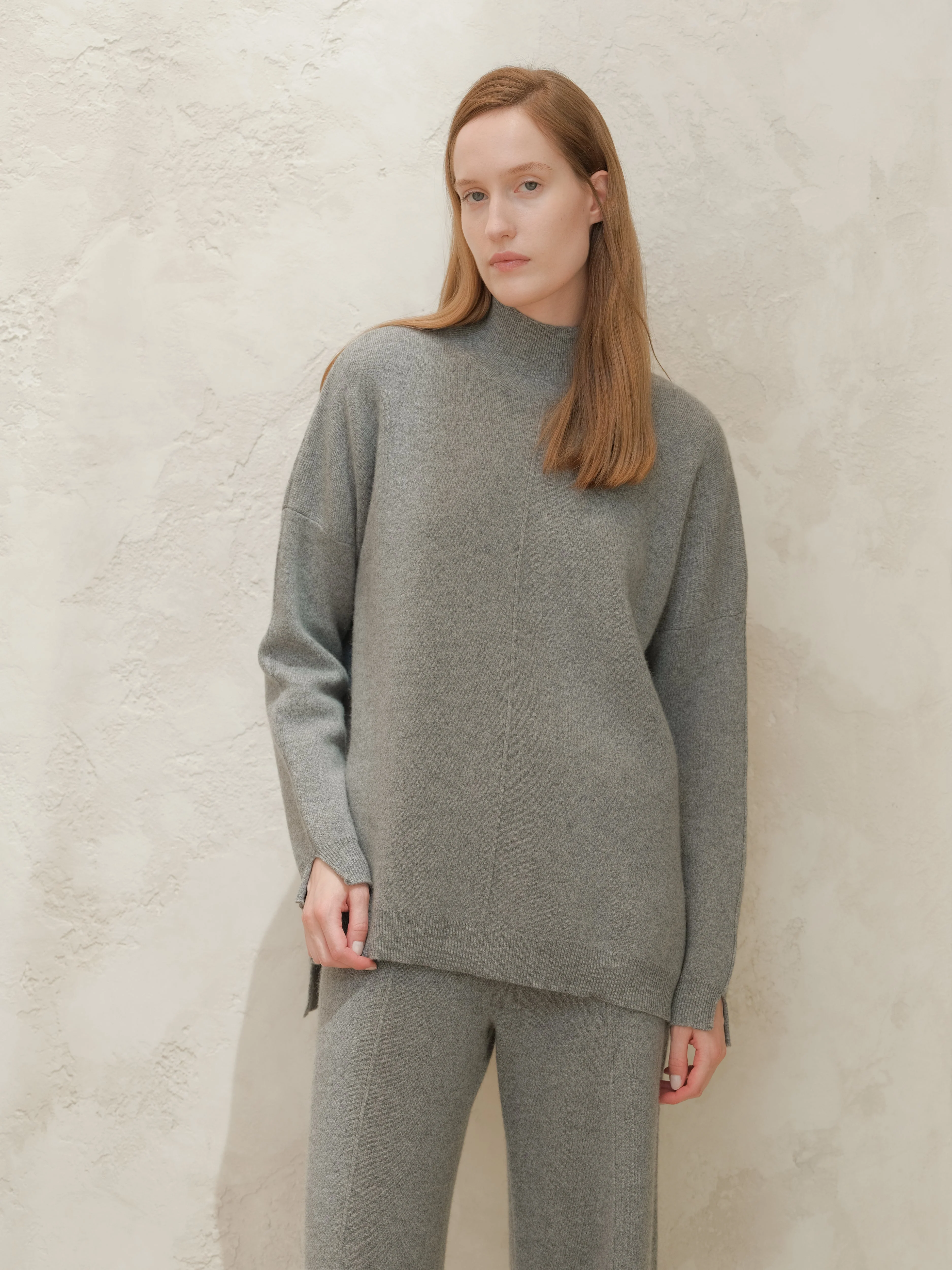 Wool & Cashmere Mix Solid Maxi Turtleneck Sweater - Image 30
