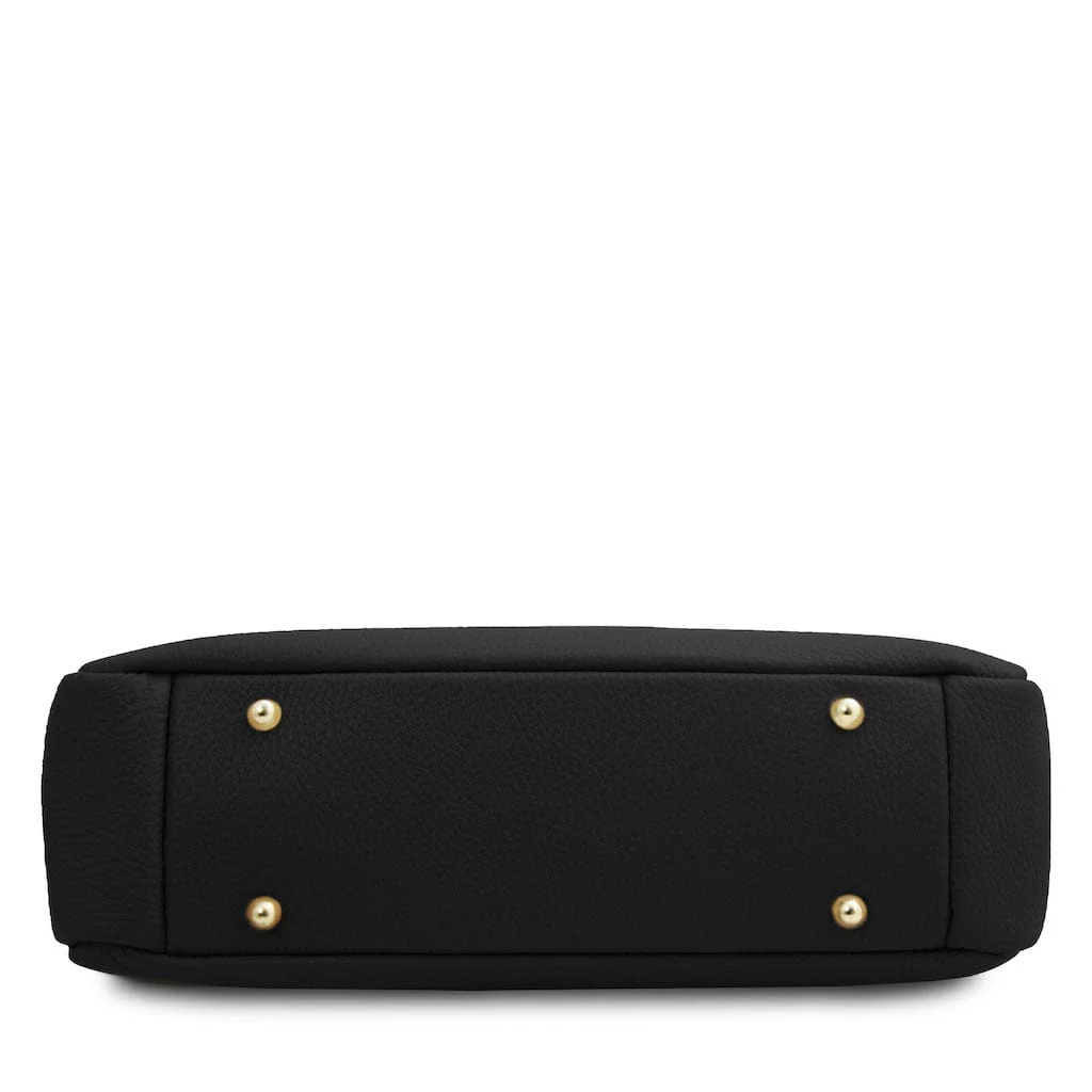 Elettra - Soft leather shoulder bag with chain strap  | TL142353 - Image 41