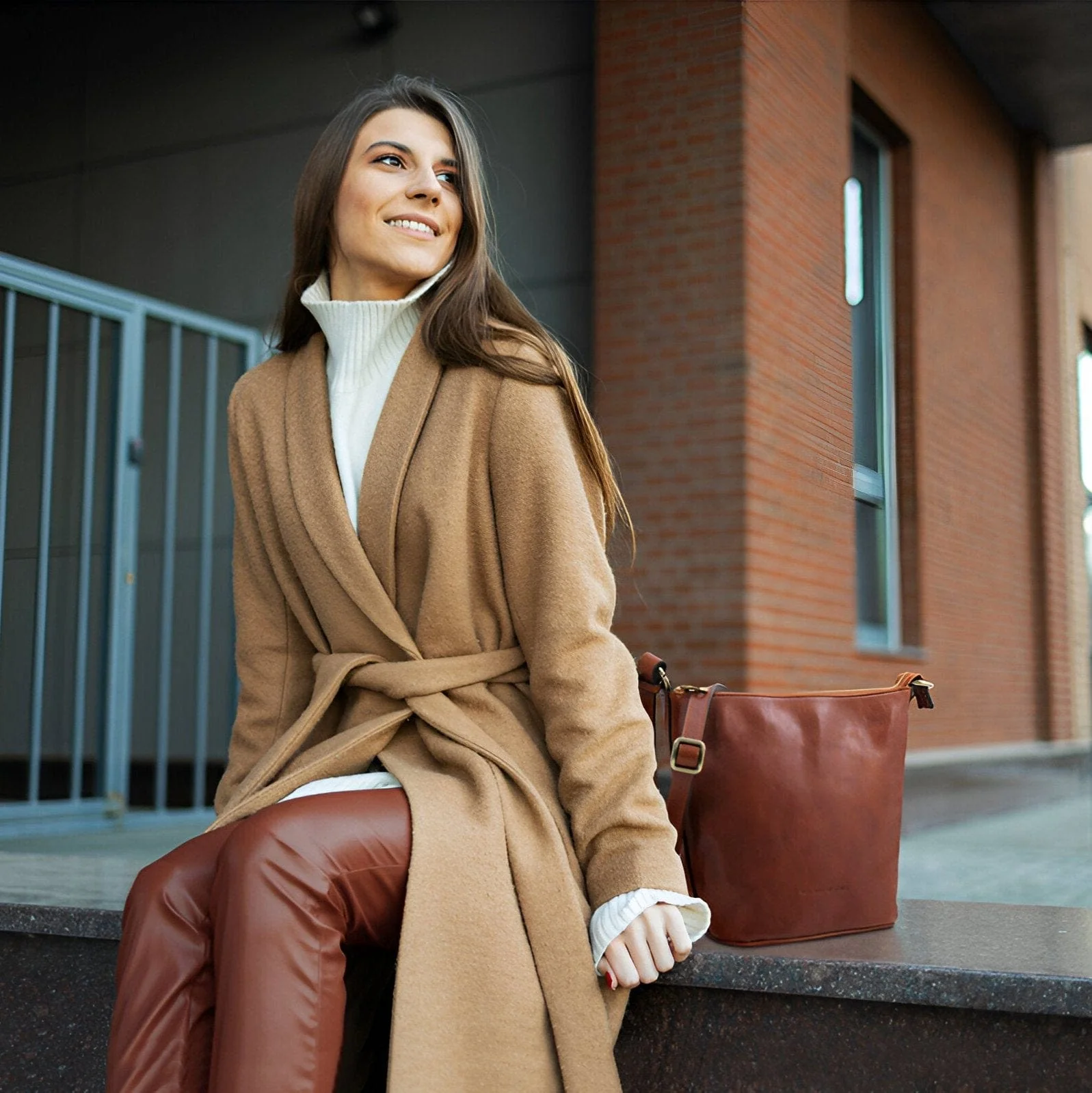 Giusi - Leather shoulder bag | TL142334 - Image 3