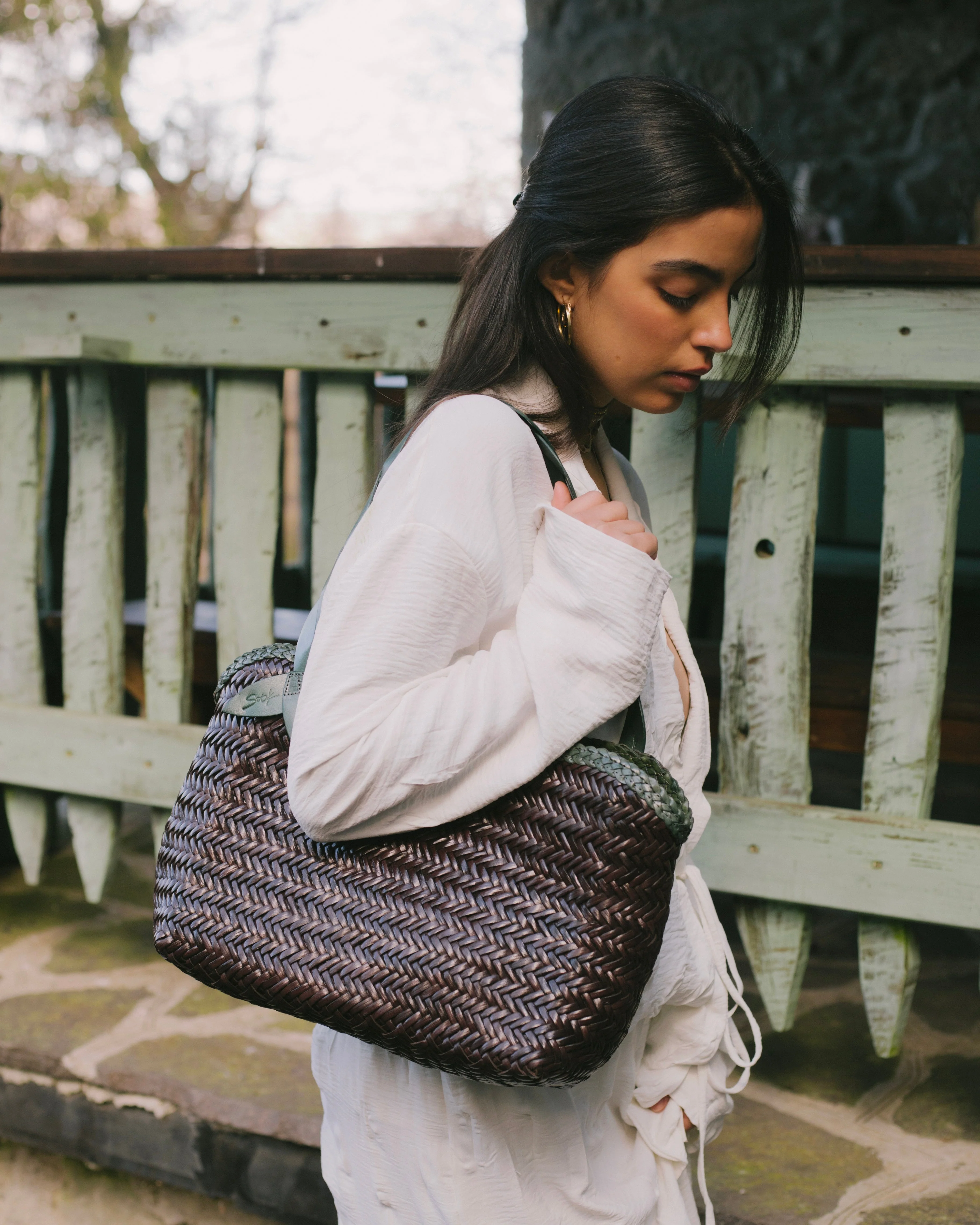 Léafa - Handwoven Leather Shoulder Bag | Green & Coffee - Image 5