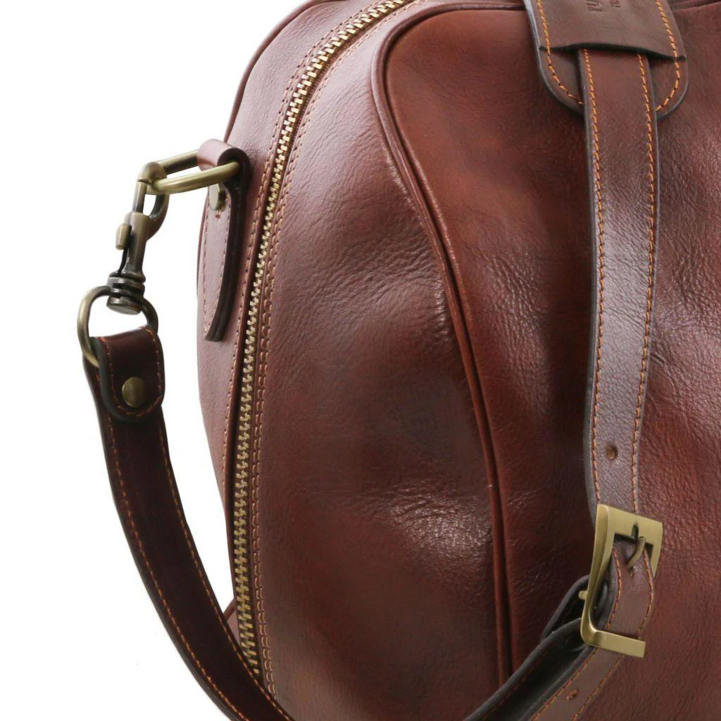Lisbona - Travel leather duffel bag - Small size | TL141658 - Image 9
