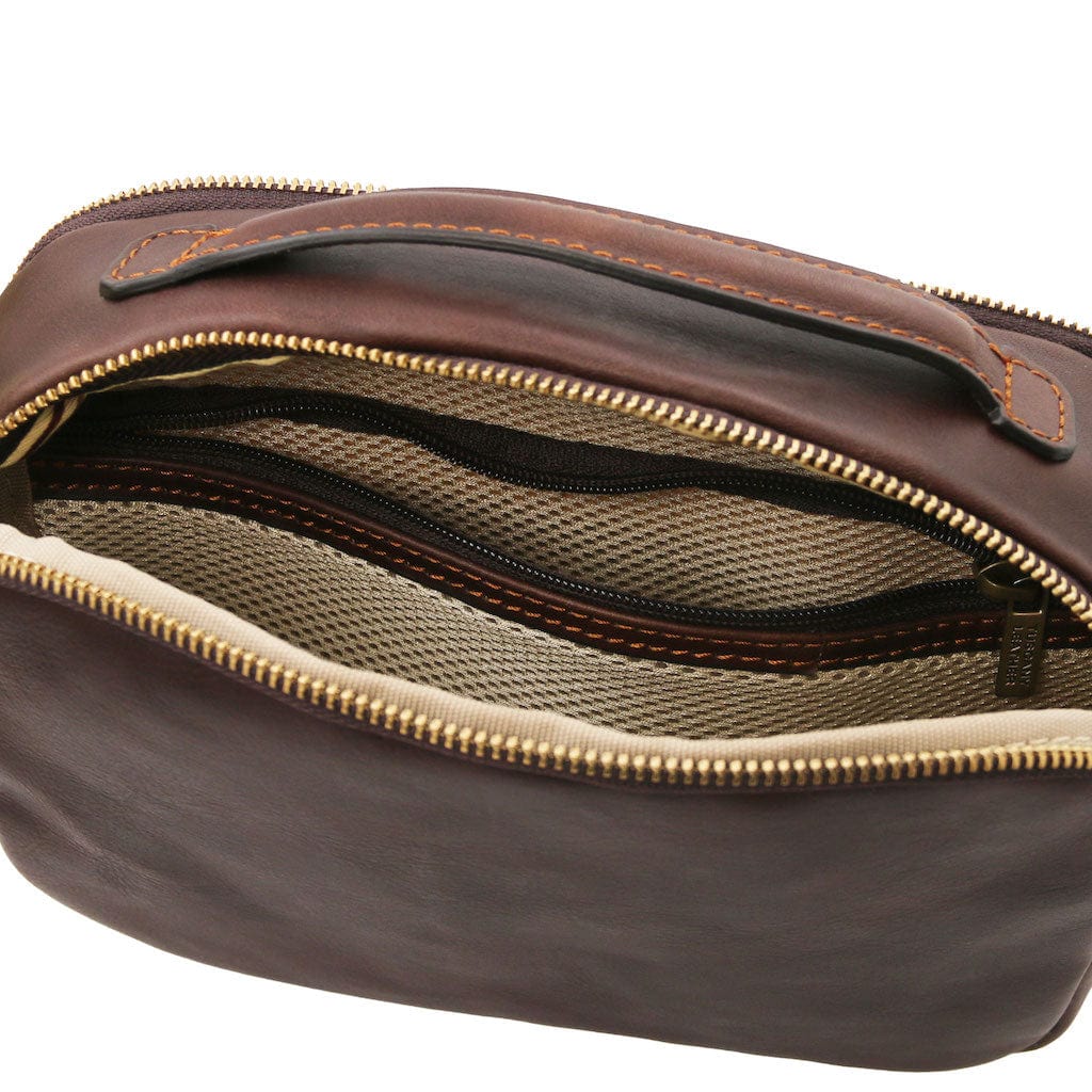 Marvin - Leather toiletry bag | TL142326 - Image 20