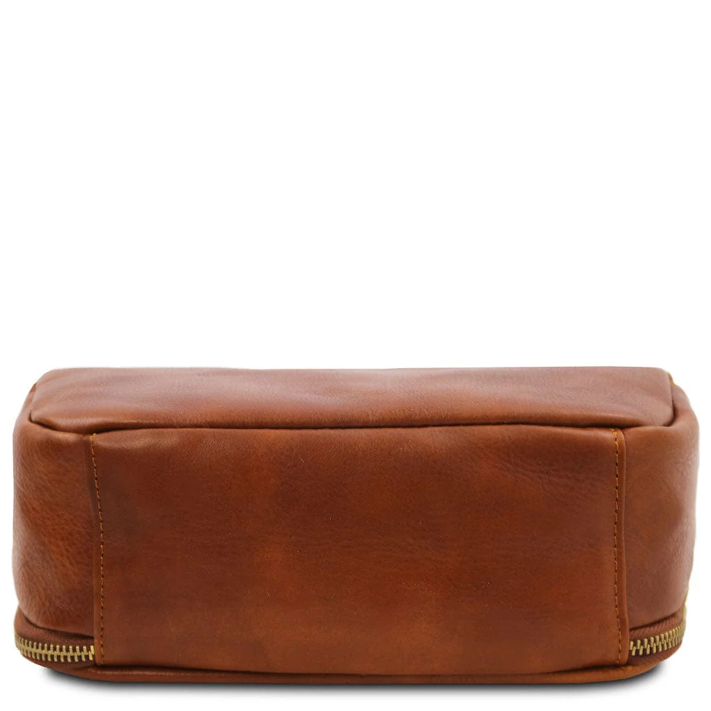 Marvin - Leather toiletry bag | TL142326 - Image 29