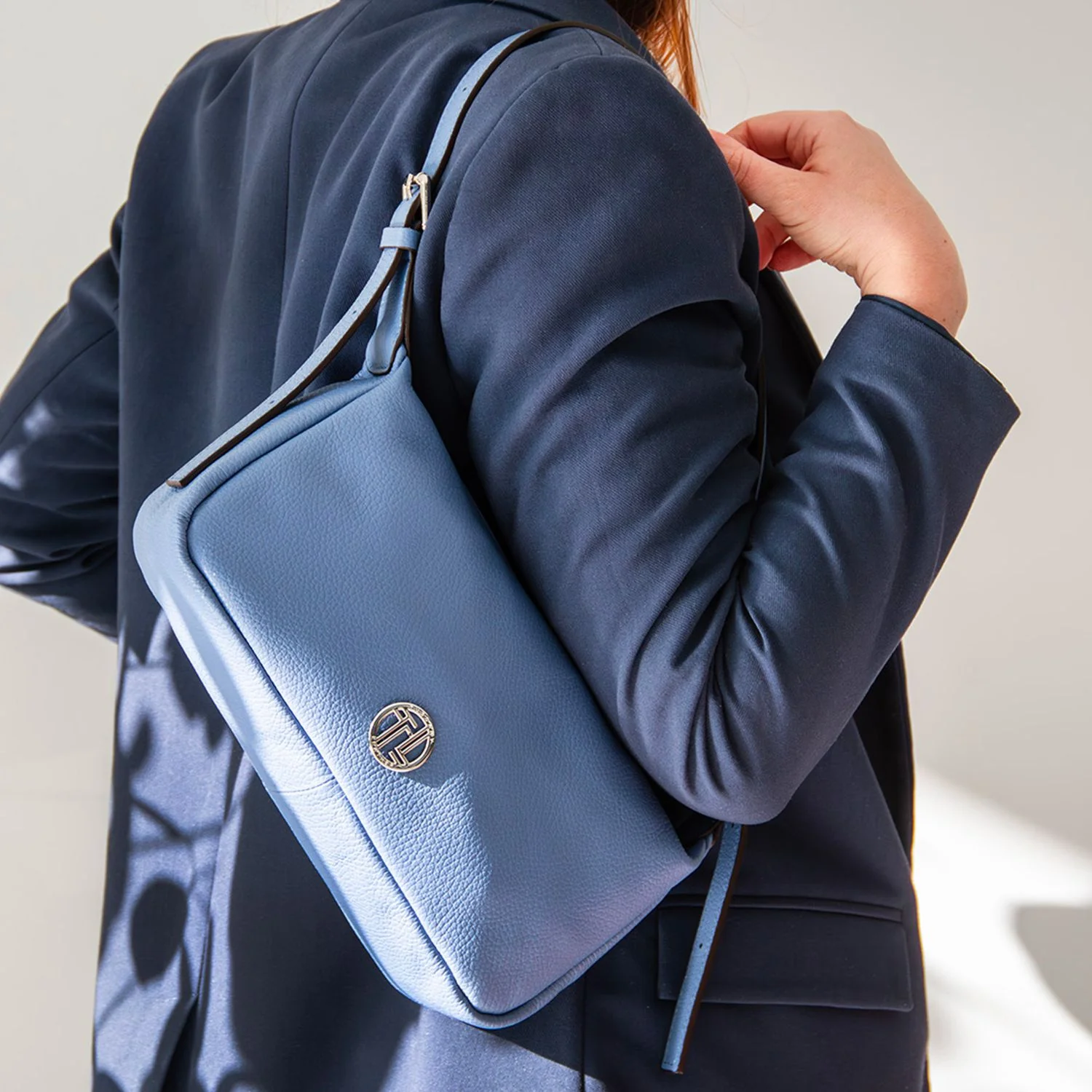 Miranda - Soft leather shoulder bag | TL142467 - Image 2
