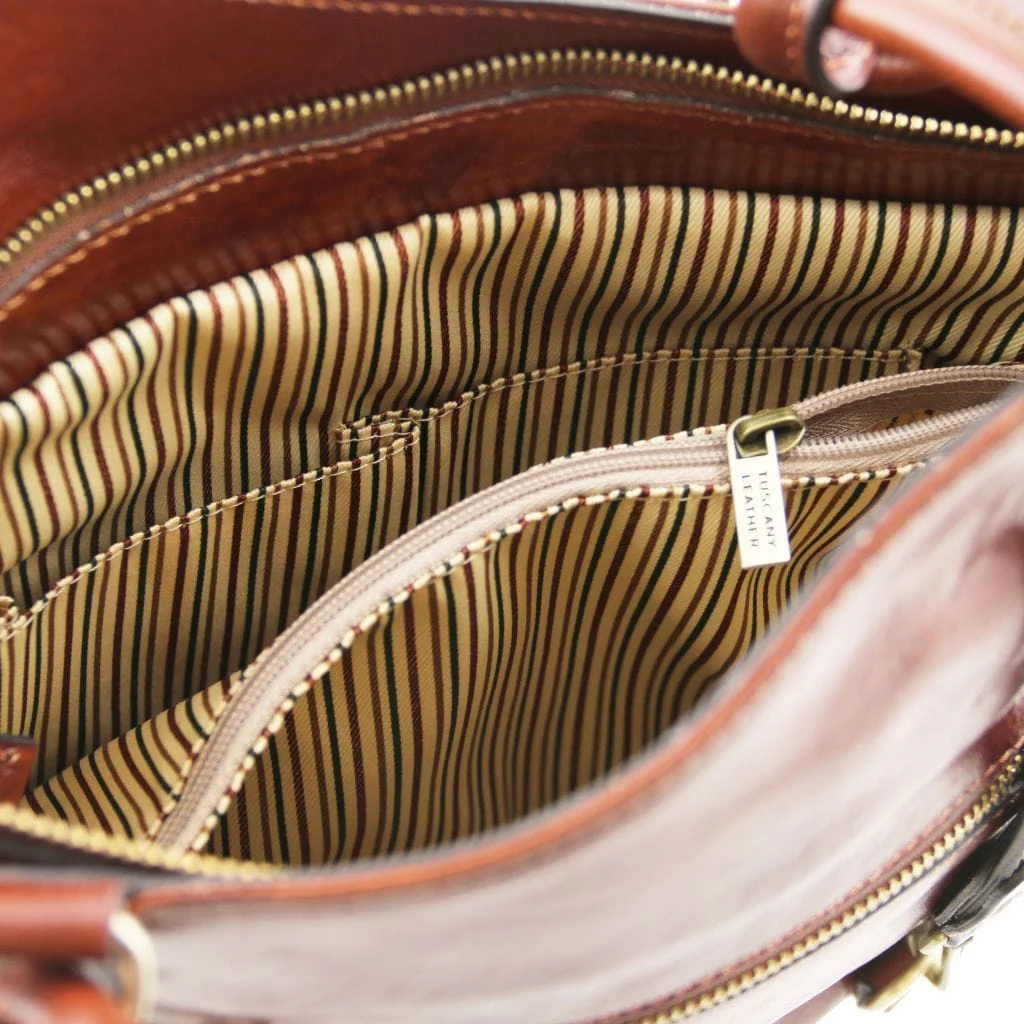 Patty - Italian leather convertible 2-in-1 backpack shoulder bag | TL141497 - Image 33