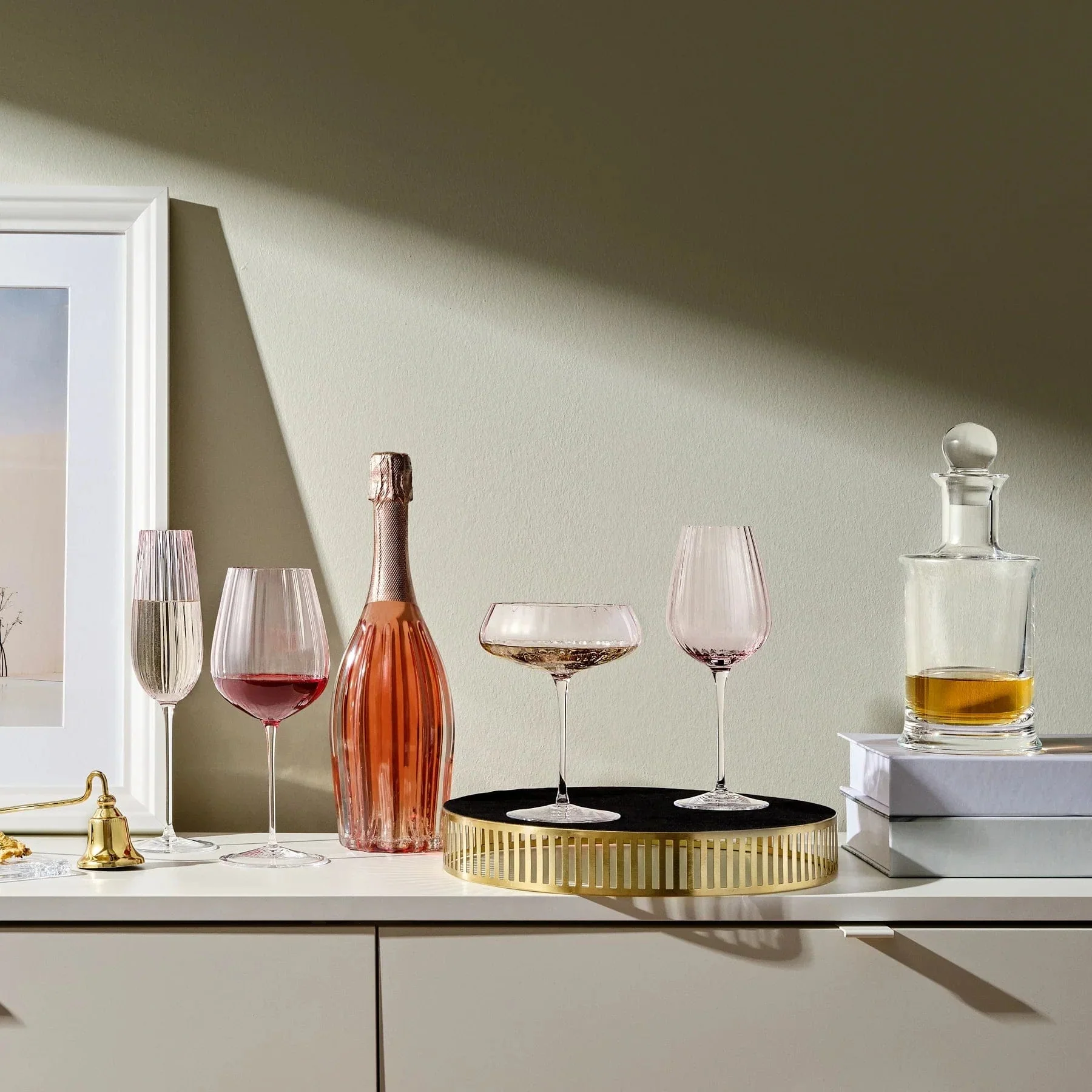 Round Up Dusty Rose Set of 2 White wine glasses - Image 5