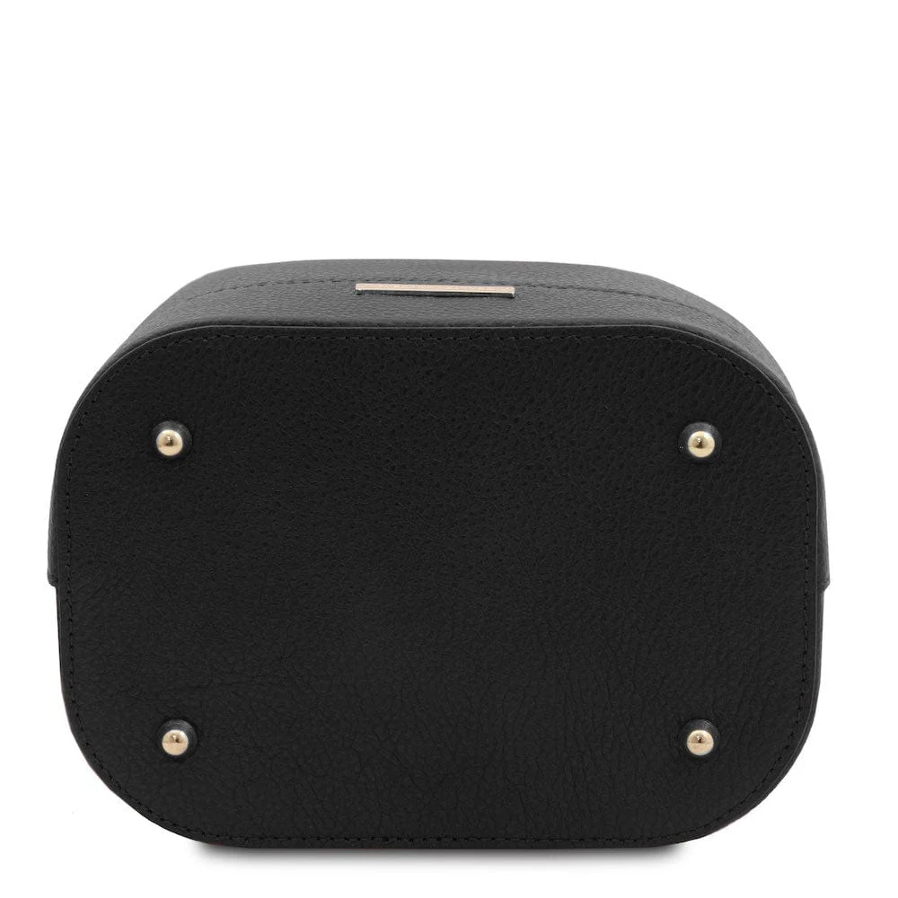 TL Bag - Leather bucket bag | TL142146 - Image 23